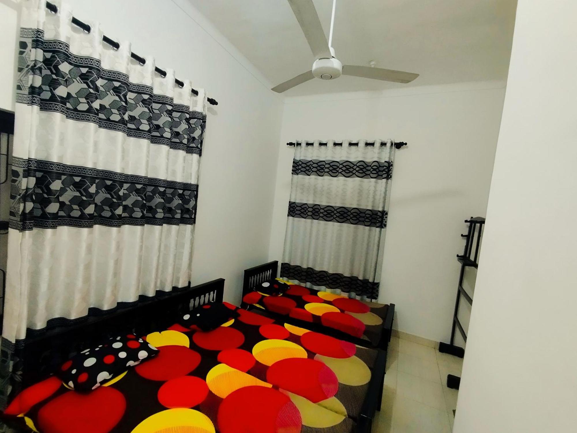 Rayyan Mahal Hotell Puttalam Eksteriør bilde